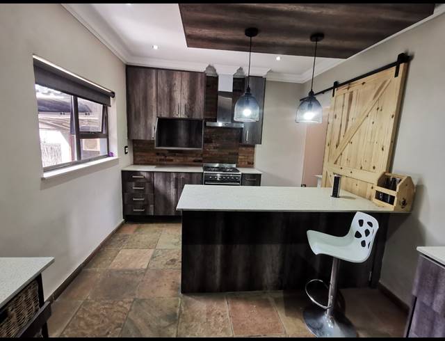 190M² OFFICE TO LET IN BEYERS PARK